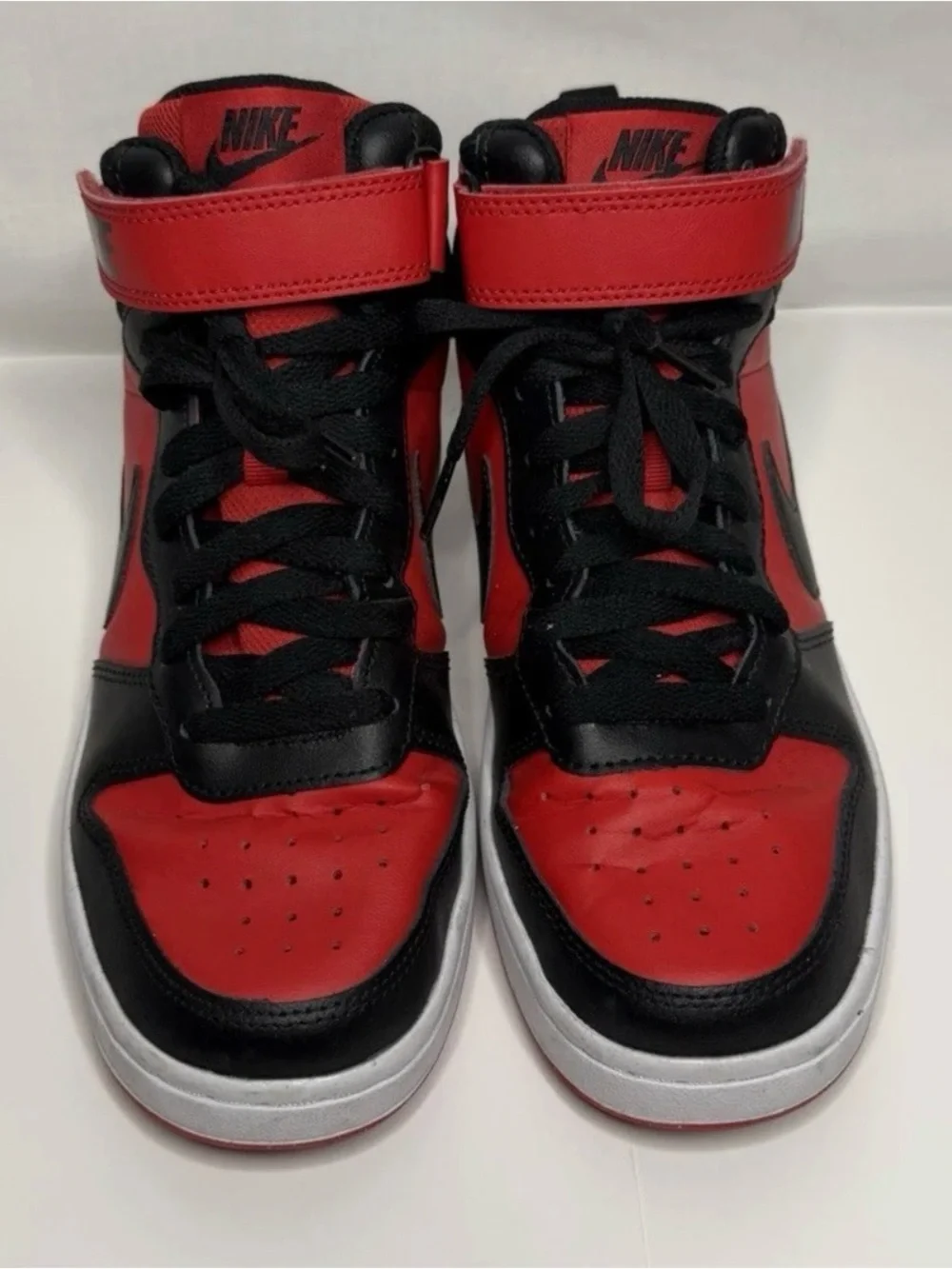 Nike bold red
